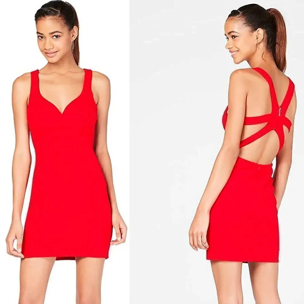 Red Hot Dress VALENTINE’S B. Darlin Strappy V-Neck Open Back Club Party Dress M